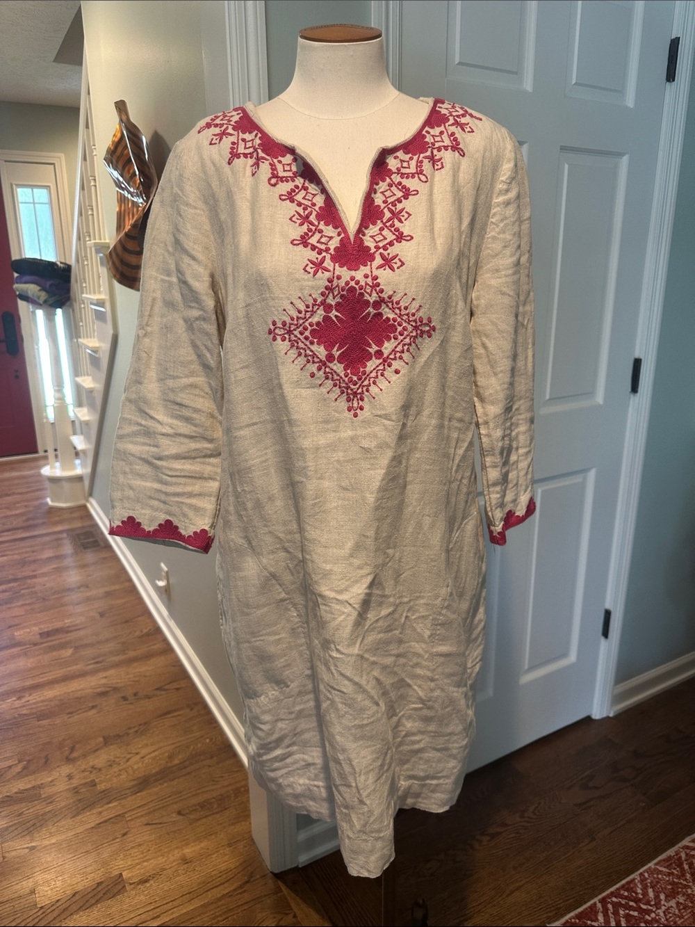 EUC Tommy Hilfiger Sz Large BOHo Embroidered Ivory Linen Tunic with Pink Accents
